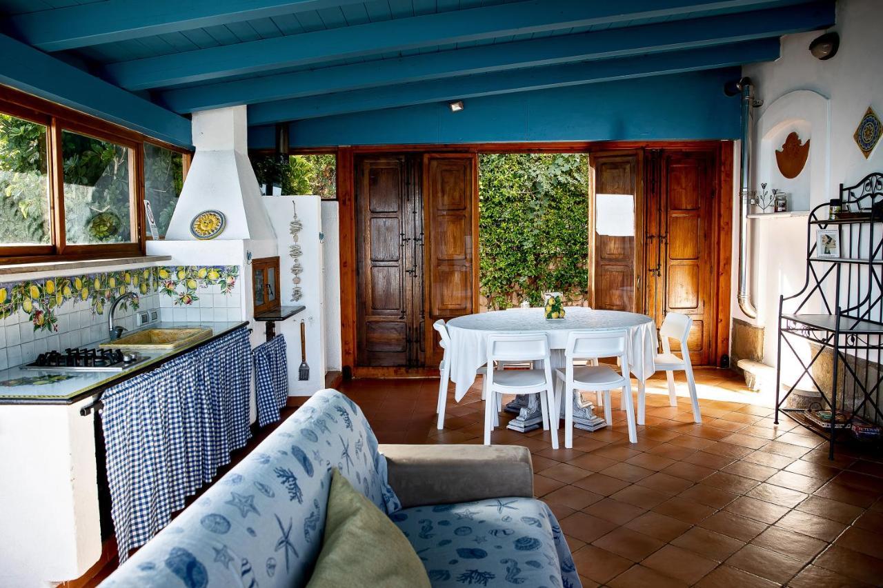 Villa Con Piscina Vista Mare Santo Stefano  Exteriör bild